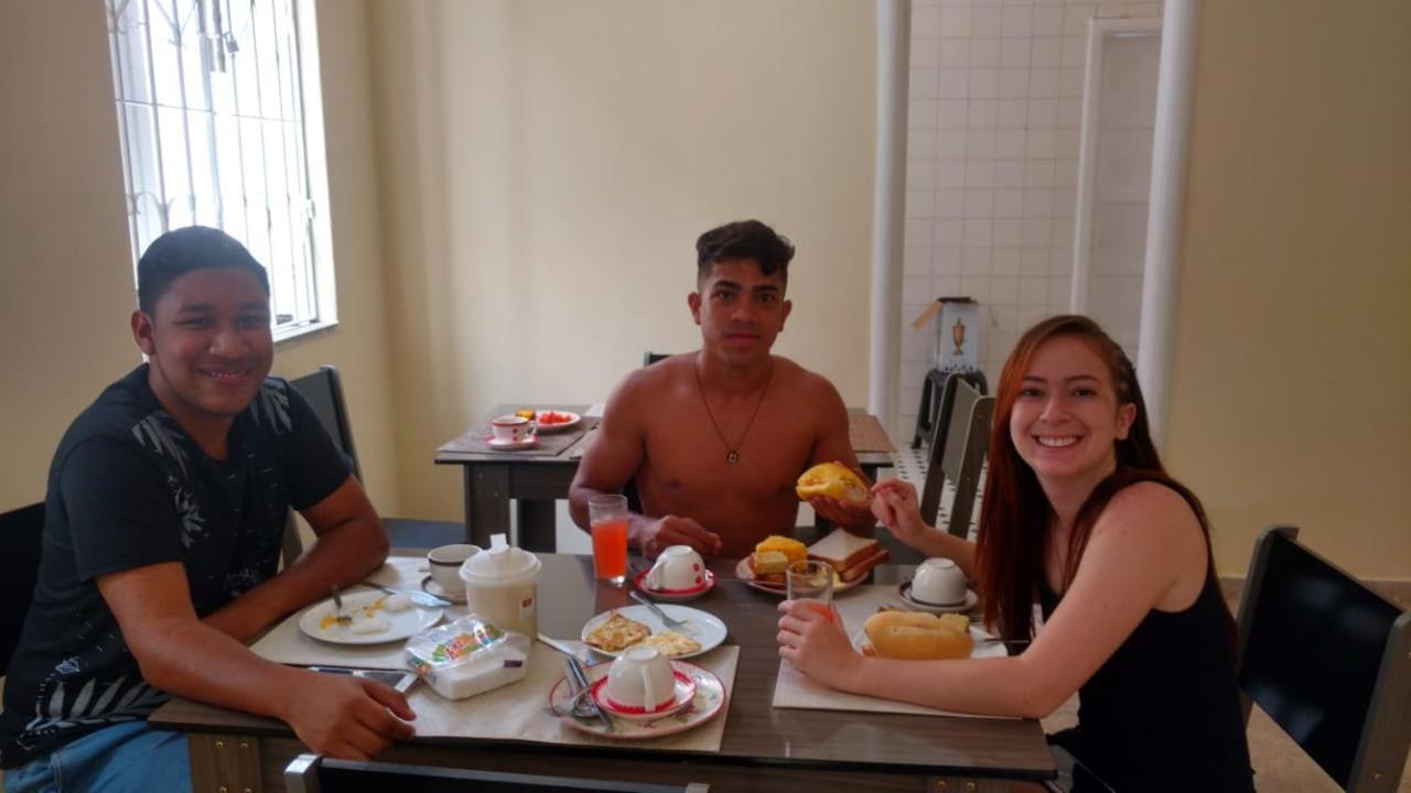 Hostel Sol Da Barra Сальвадор Экстерьер фото